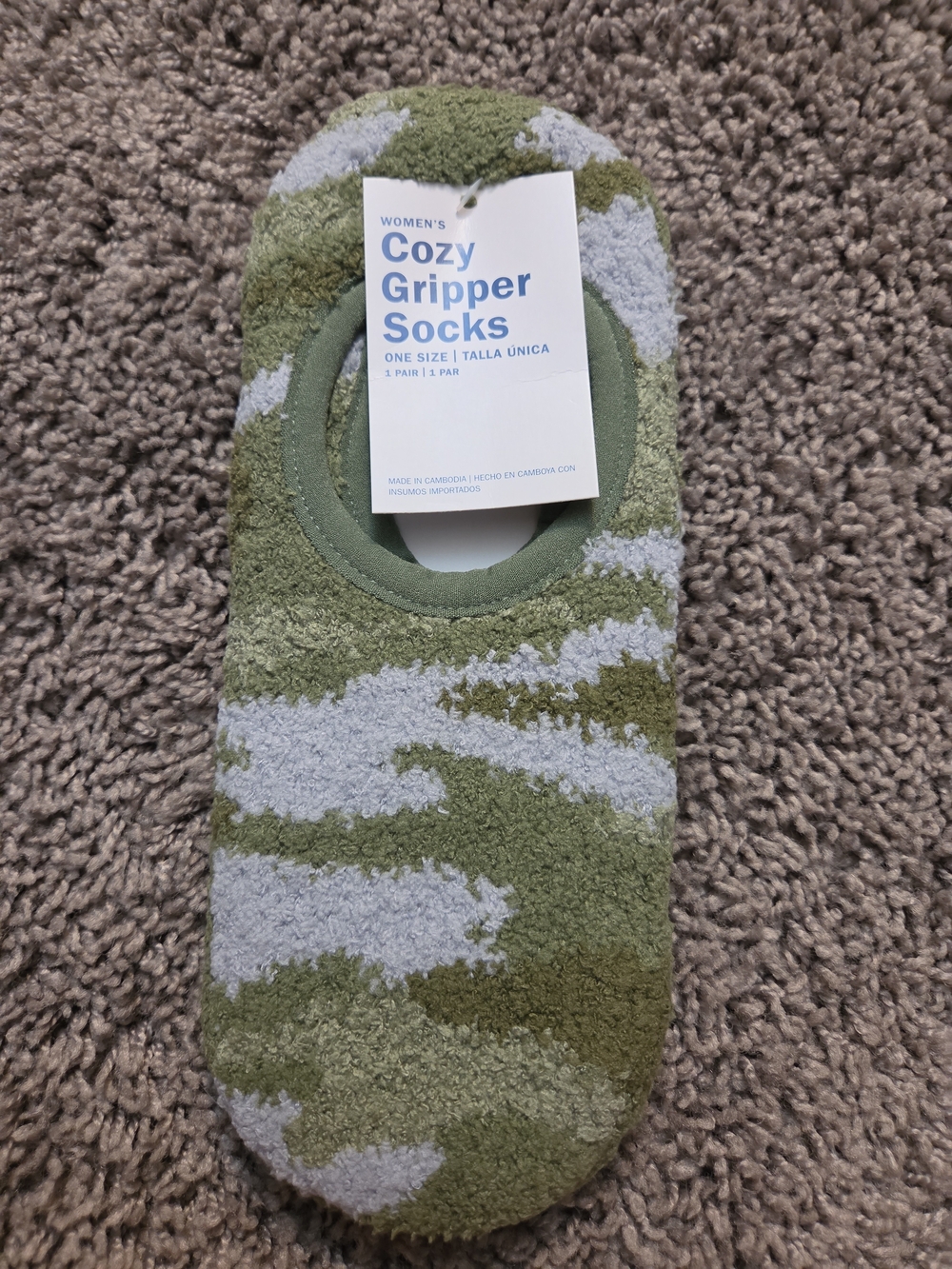 Old Navy Women's Cozy Gripper No-Show Socks - Olive & Light Gray Camo